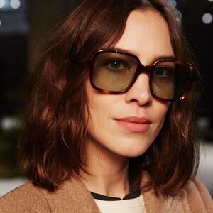 ALEXACHUNG x Sunglass Hut - Square Oversized Sunglasses